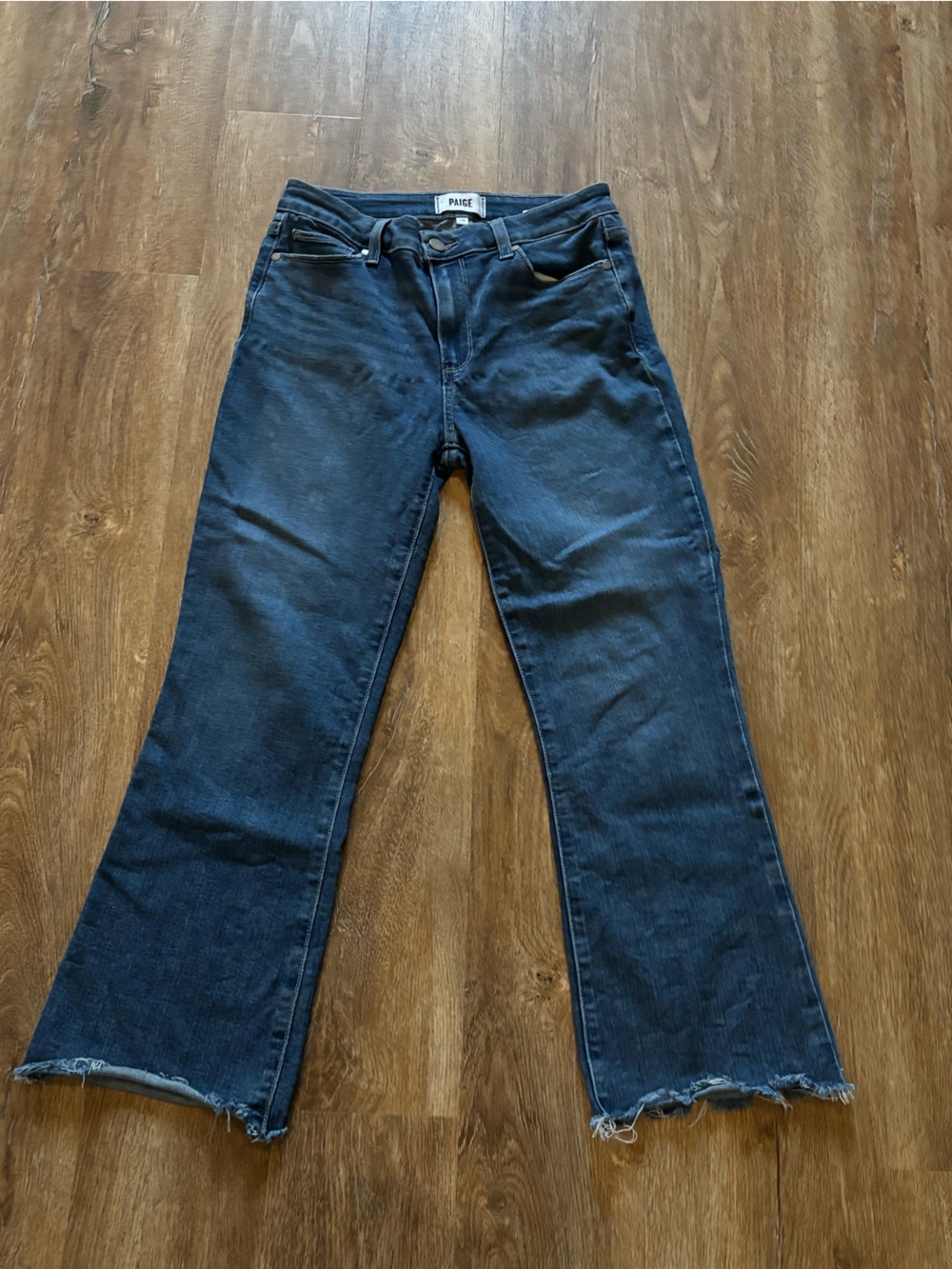 PAIGE Rory crop flare raw hem Sz 28 - Picture 2 of 9